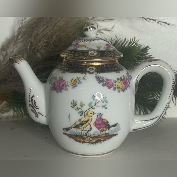 Franklin Mint Other - Vintage Franklin Mint Tournay Mini Teapot